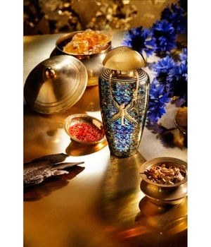 The Merchant Of Venice Exclusive Queen Of The Night Concentrée Eau De Parfum 4 The Merchant Of Venice Exclusive Queen Of The Night Concentrée Eau De Parfum – Image 4