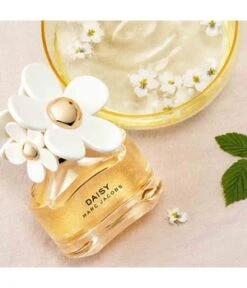 Marc Jacobs Daisy Eau De Toilette -Promotion Parfum Boutique marc jacobs daisy eau de toilette 30 ml 3614229159035 detail